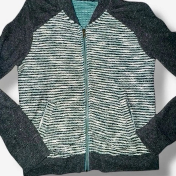 Lucky Brand Sweater Gray Cardigan Striped Mixed Knit Zip-Up Boyfriend Size Small - Picture 13 of 16